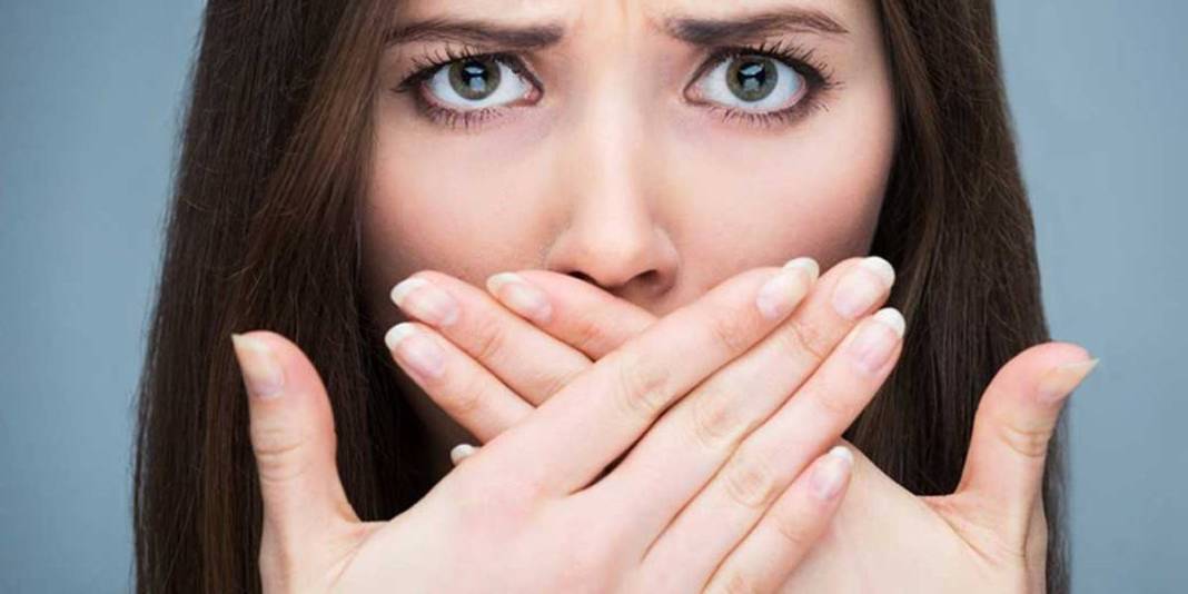 Ağız kokusu yüzünden geride durmayın! Kokusuz nefesin sırrı: 3 doğal yöntemle ferahlık kalıcı olacak! 3